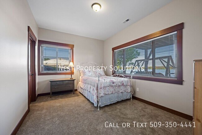 Building Photo - 4839 Rd 6.5 NE