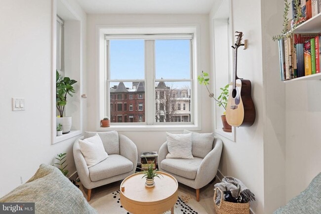 Building Photo - 2812 13th St NW