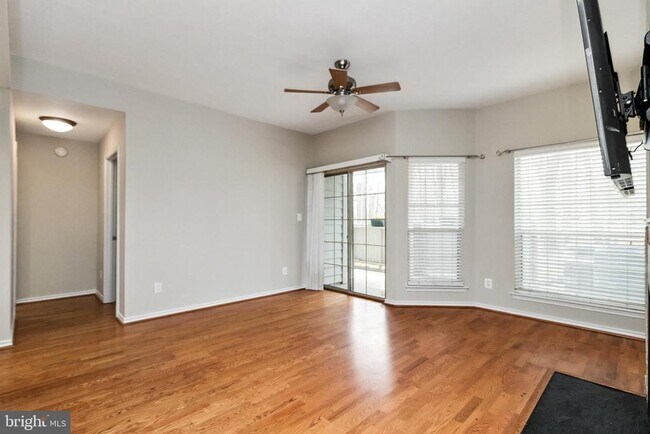 Building Photo - 12151 Penderview Ln