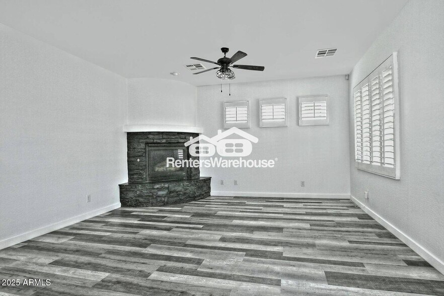 Building Photo - 4648 S Emery
