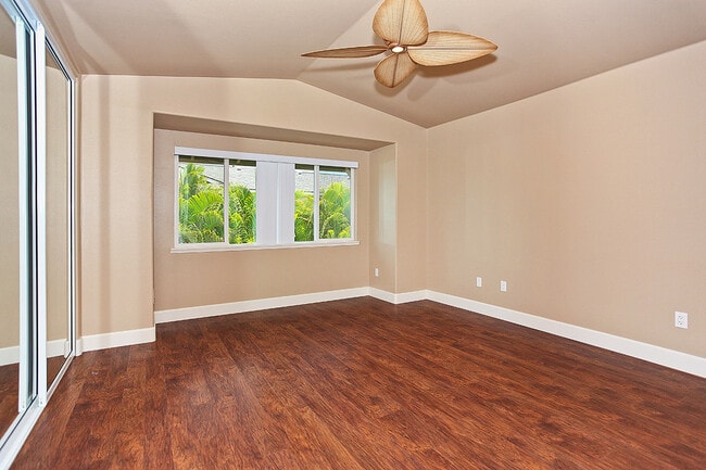 Building Photo - 3 bedroom, 2.5 bath Townhome in Ko Olina H...