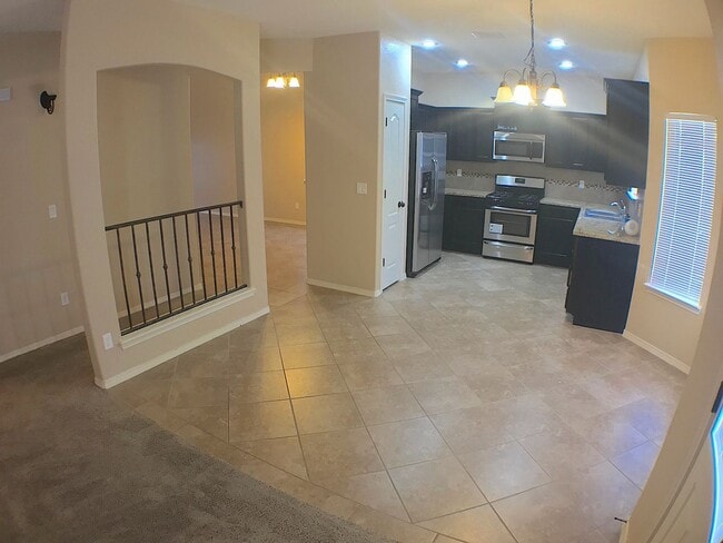 Building Photo - Northeast El Paso/Sandstone Ranch 4 bed Re...