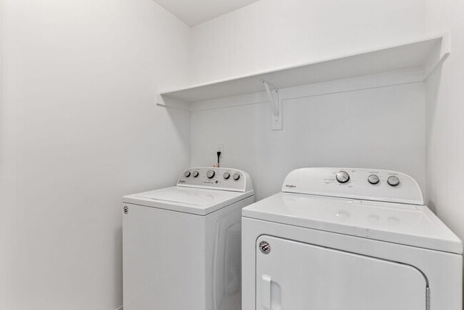 Building Photo - Coming Soon!