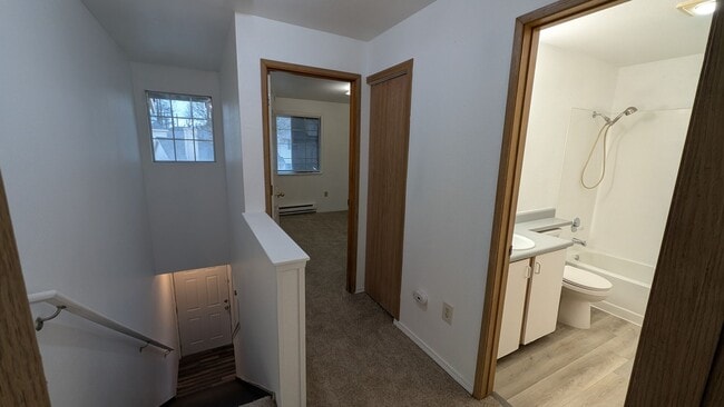 Building Photo - 115 124th St SE