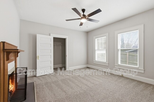 Building Photo - 1602 Branson Ave