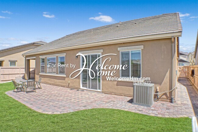 Building Photo - 10445 Mott Dr