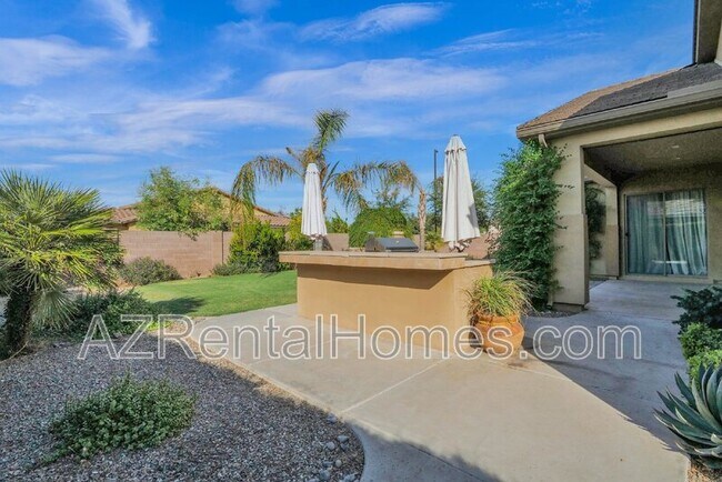Building Photo - 1492 E Prescott Pl