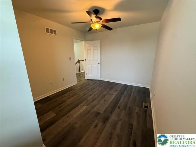 Building Photo - 5133 Dogwood Trail