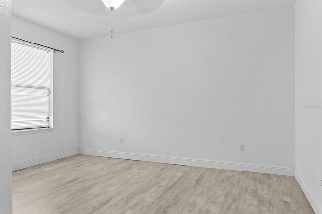 Building Photo - 2926 Siesta View Dr