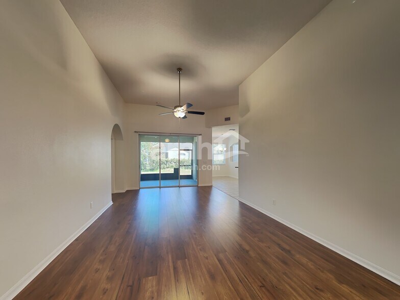 Building Photo - 6226 Bridgevista Dr