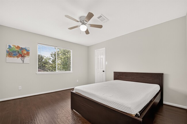 Building Photo - 9710 Berkshire Trce