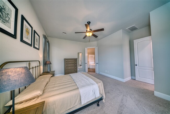 Building Photo - 29311 Ribbongrass Ct