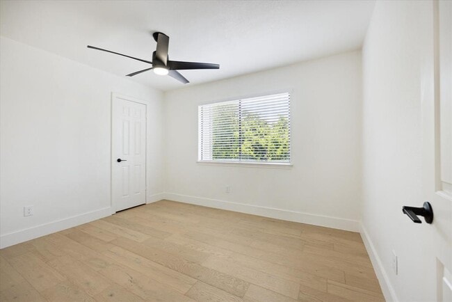 Building Photo - 14207 Weldon Ln