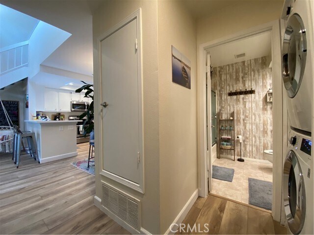 Building Photo - 24227 Avenida De Las Flores
