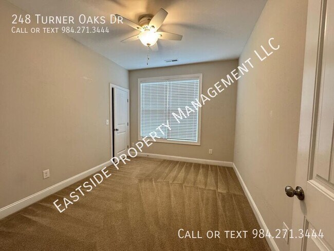 Building Photo - 248 Turner Oaks Dr