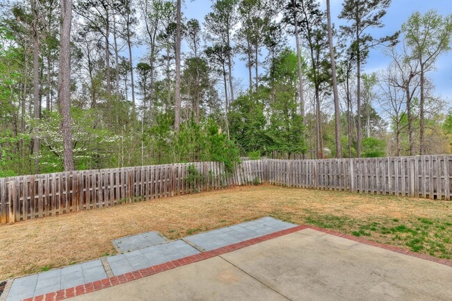 Building Photo - 4116 Chastain Dr