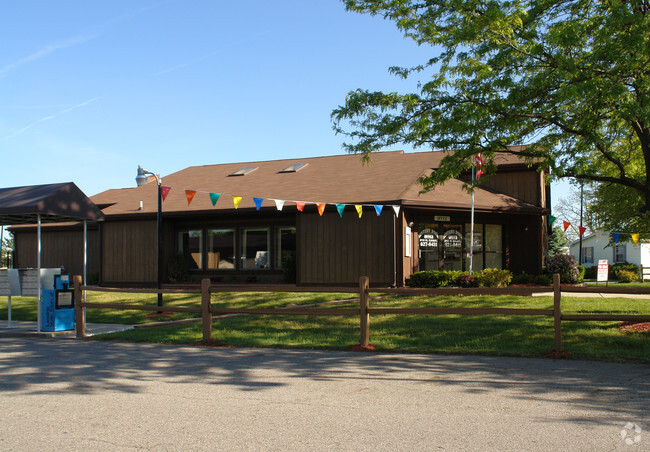 Primary Photo - Century Mobile Home Park