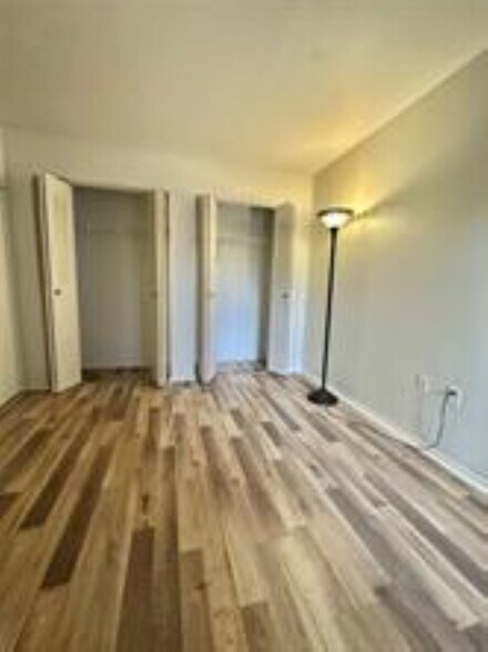 Building Photo - 2371 NW 33rd St