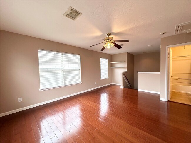 Building Photo - 9922 Sand Lodge Ln