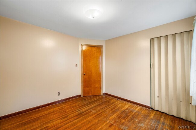 Building Photo - 6 Nokomis Pkwy