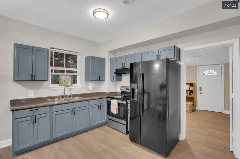 Building Photo - 1100 Columbia College Dr