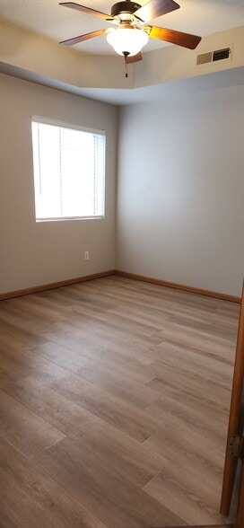 Building Photo - 2874 Triple Crown Ln