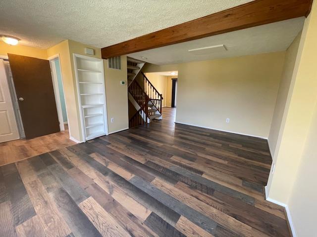 Building Photo - 105 Long Meadow Ct