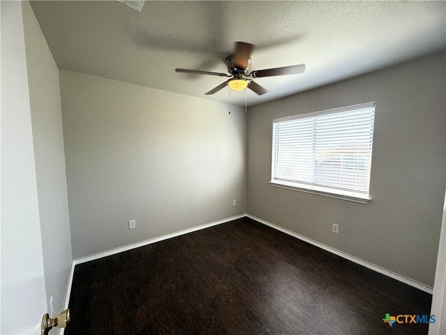 Building Photo - 2744 FM1044