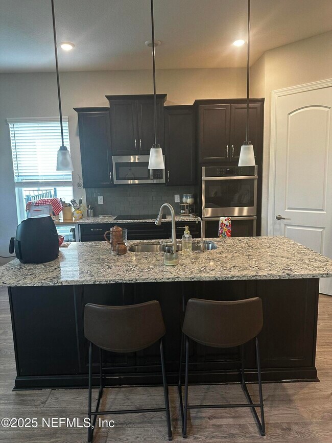 Building Photo - 8613 Homeplace Dr