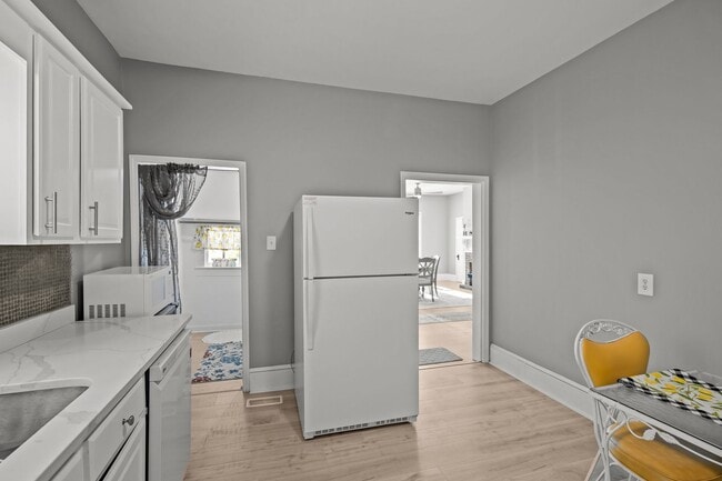Building Photo - RENTAL HOME 3BD/2BTH