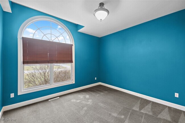 Building Photo - 6470 Aberdeen Ln