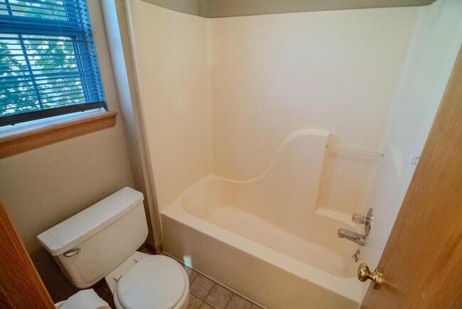 Building Photo - all electric home