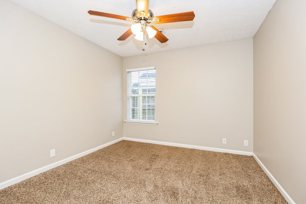 Building Photo - 8009 Maggie Ct