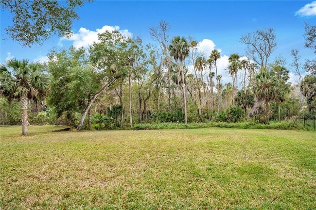 Building Photo - 8 Fernwood Trail