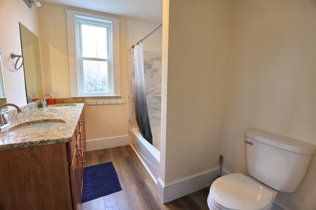 Building Photo - 60 Congress St