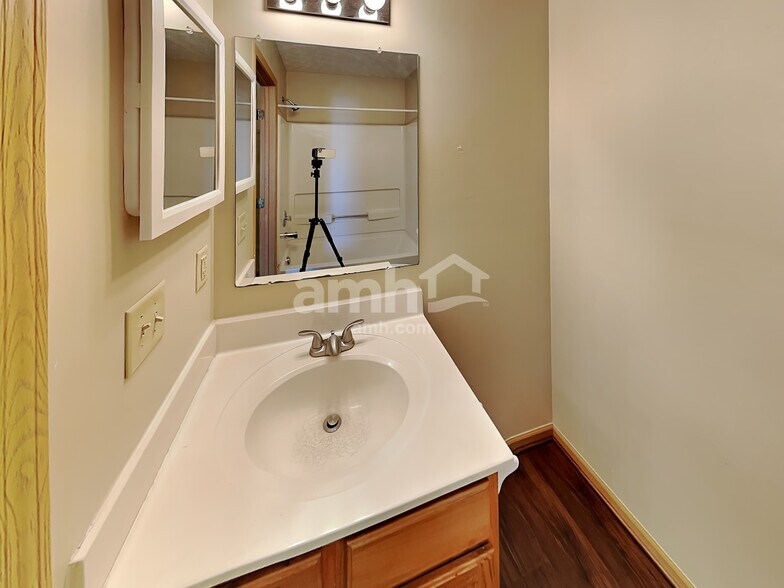 Building Photo - 7507 Canal Highlands Blvd