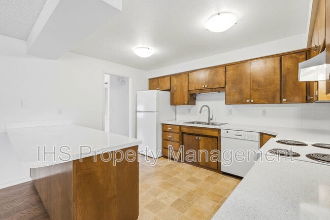 Building Photo - 1506 Cimarron Ave