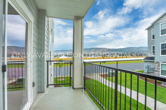 Building Photo - 1128 S 820 E