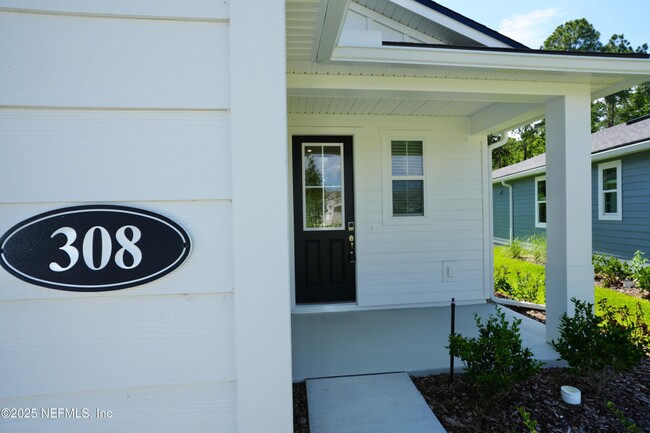 Building Photo - 308 Spruce Hl Pt