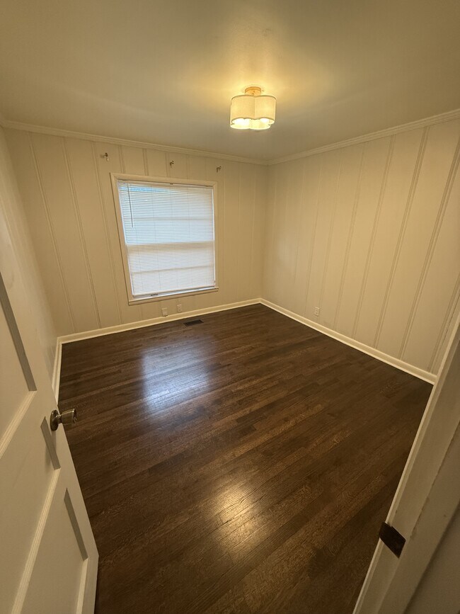 Building Photo - 2626 Woodberry Dr