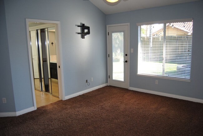 Building Photo - 9305 Brookstone Ct