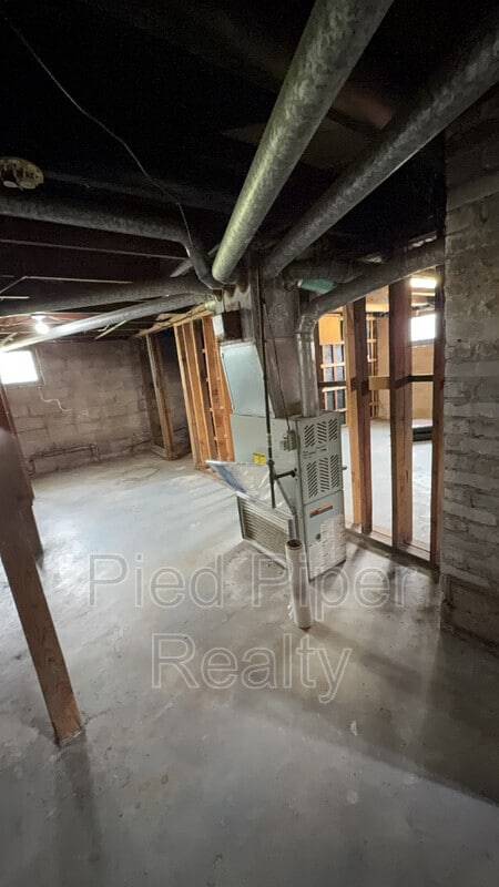 Building Photo - 1265 S Galena Ave