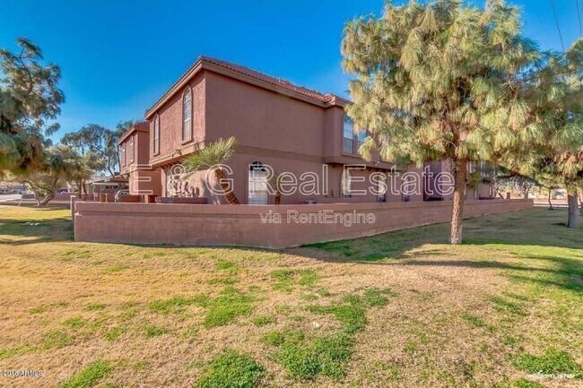 Building Photo - 1402 S Jentilly Ln