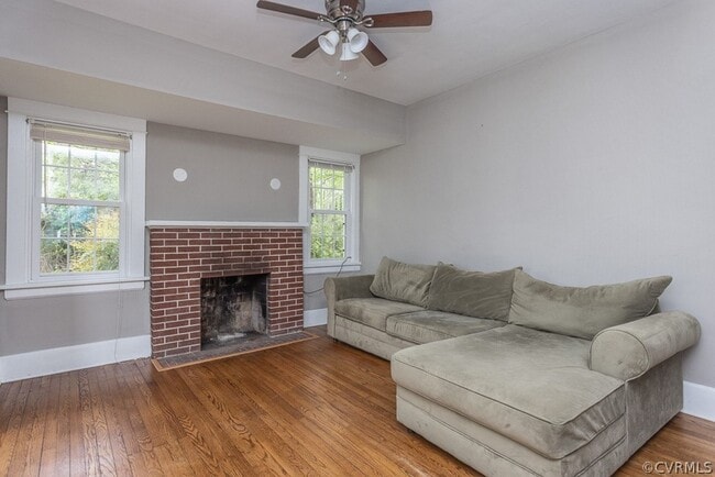 Building Photo - Cozy Home in Hopewell!