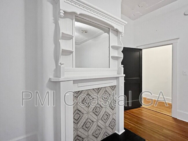Building Photo - 2115 Lincoln St