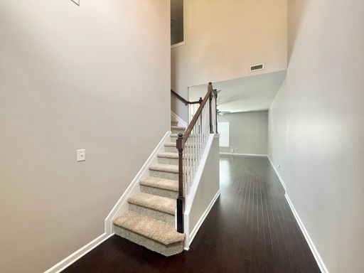 Building Photo - **OFFERING REFUNDABLE APPLICATION FEES** Fantastic 3BD, 2.5BA North Raleigh Townhome with Fenced ...