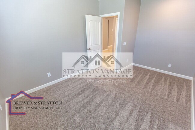 Building Photo - 4118 E Hoot Owl Trail