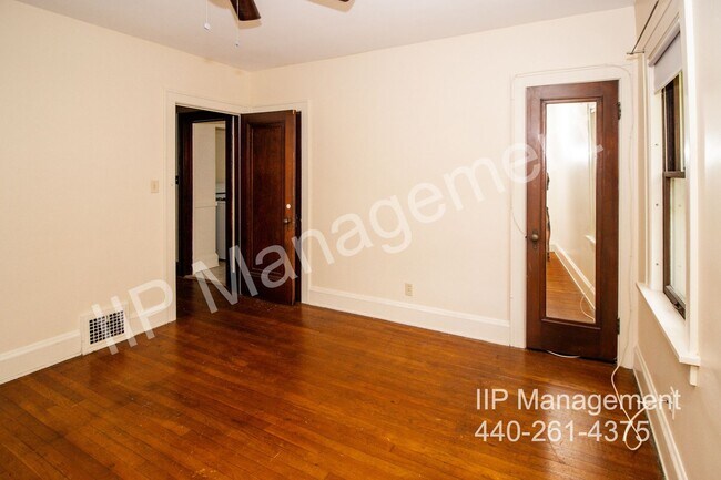 Building Photo - 2671 E 130th St