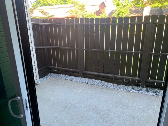 Building Photo - 2201 Scenic Hwy