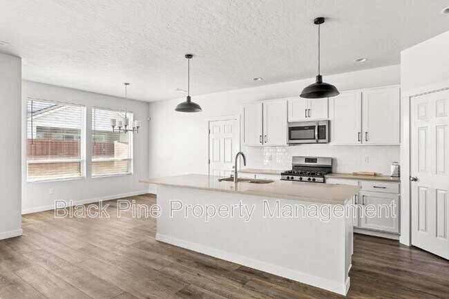 Building Photo - 4443 W Sunny Cove St